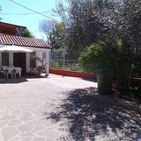 One-Bedroom Holiday Home In Umag/Istrien 12158 Eksteriør bilde